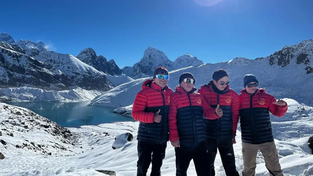Trekking in the Nepal Himalaya
