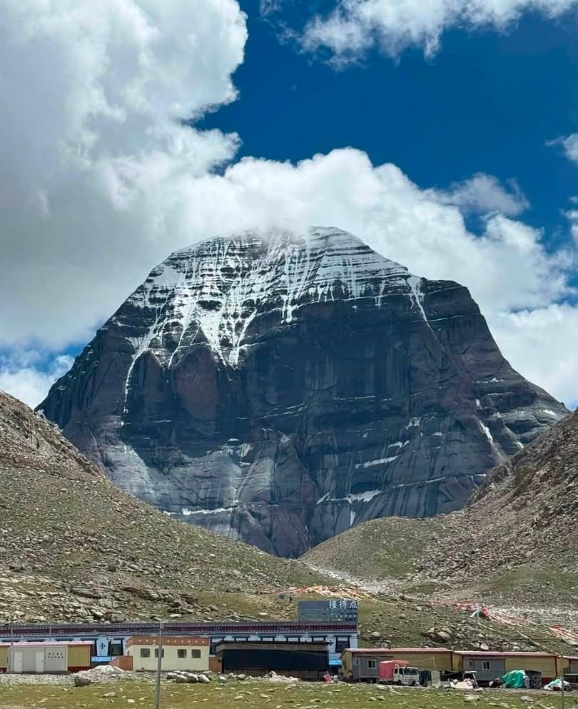 Sacred Mount Kailash trail